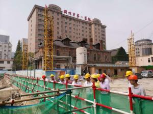 市建設(shè)局黨委書(shū)記、局長(zhǎng)戴健一行赴湖州市第一醫(yī)院改擴(kuò)建項(xiàng)目一期工程